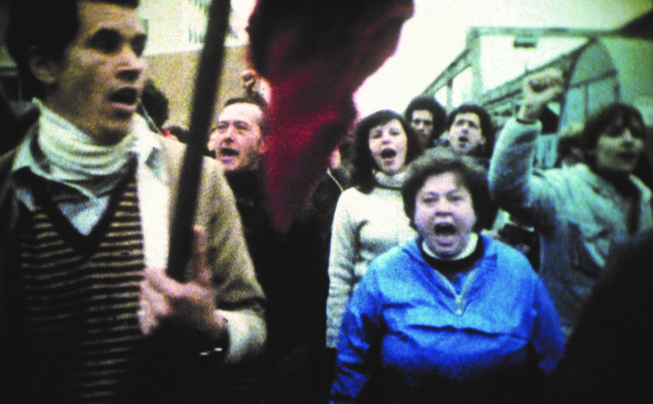 cinematheque-ideale-des-banlieues-du-monde-le-dos-au-mur_le-dos-au-mur-de-jean-pierre-thorn-1980-dr-1.jpg