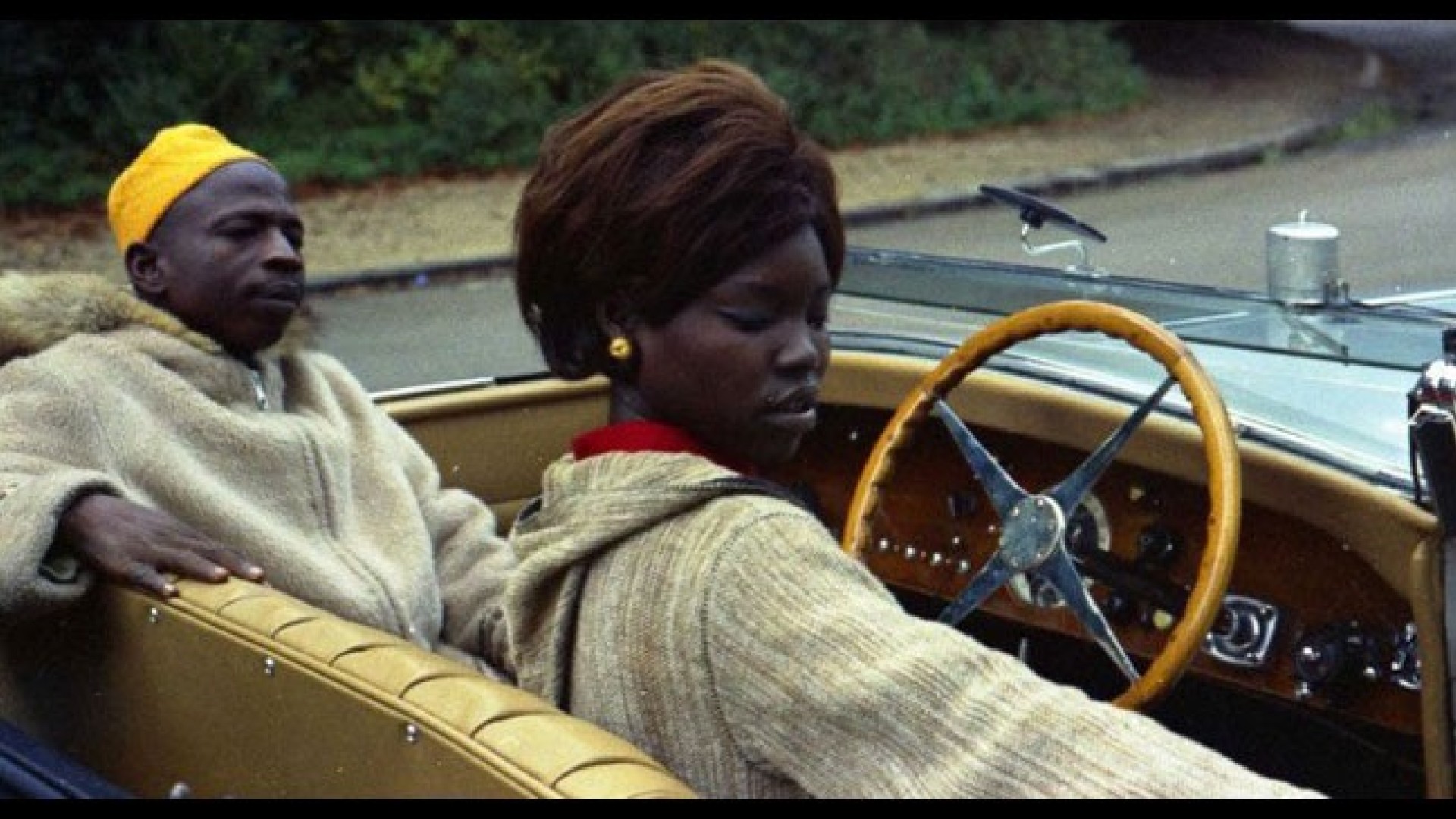 cinematheque-ideale-des-banlieues-du-monde-petit-a-petit_petit-a-petit-jean-rouch-1971-c-films-du-jeudi.jpg