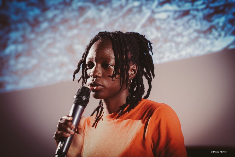 cinematheque-ideale-des-banlieues-du-monde-workshop-jeune-creation_photo-kossangue-900x.jpg